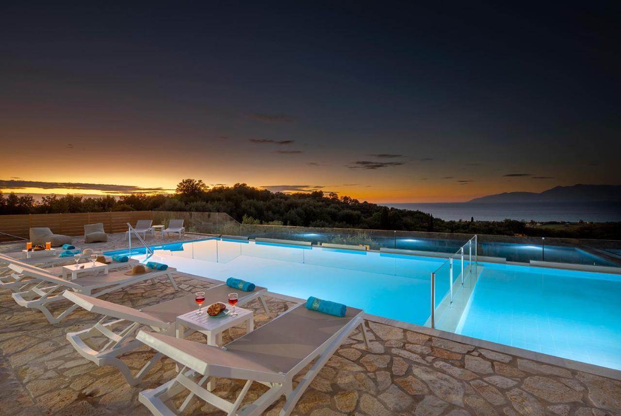 Portes By Mediterraneanvillas *