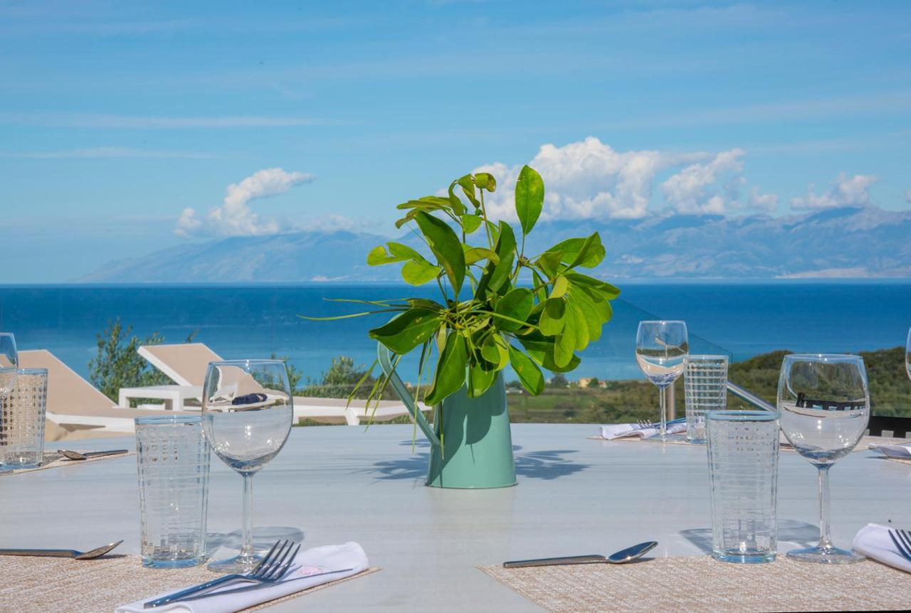Portes By Mediterraneanvillas * Peritheia